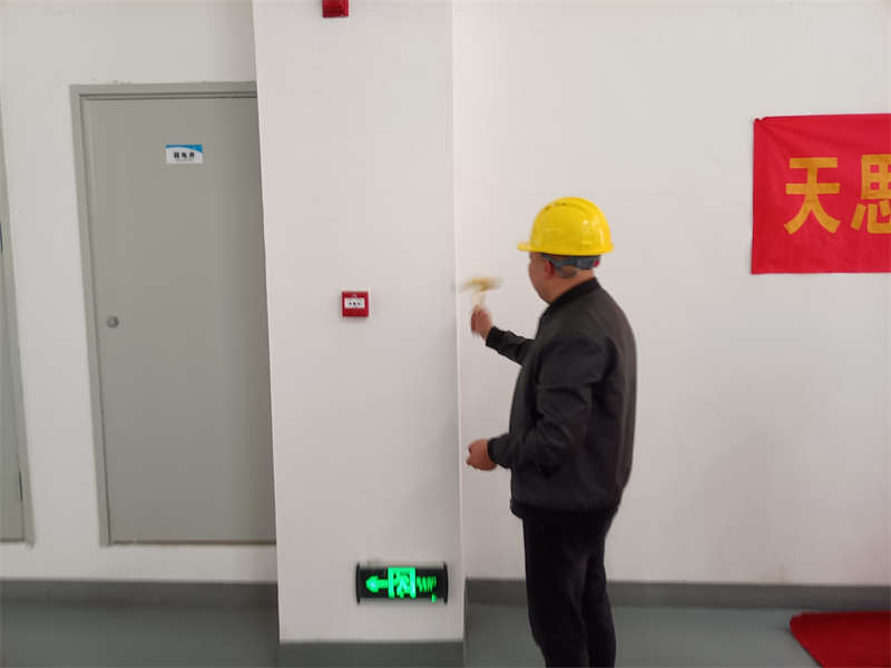 <a href=http://www.xbptm.cn/gccf/ target=_blank class=infotextkey>合肥廠房裝修</a>